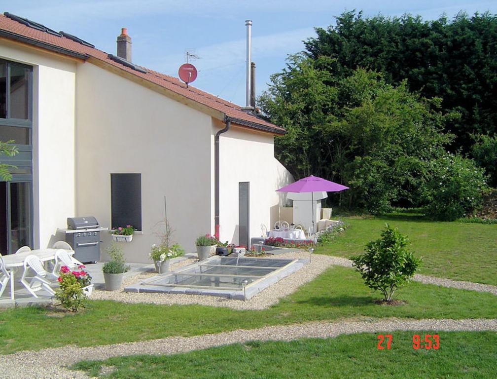 Bed and Breakfast Aux Plumes De Grigy Metz Exterior foto